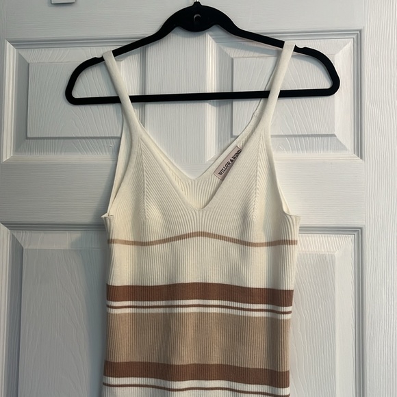 Beautiful Midi Dress Willow & Wind - Picture 4 of 7